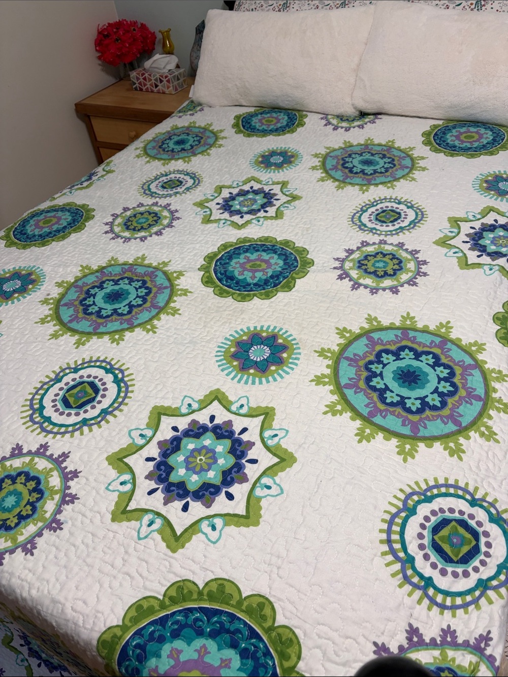 Floral Medallion Quilted Comforter — Green, Blue & Purple